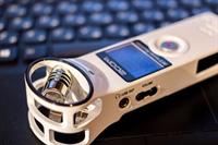 dictaphone-1580003_960_720.jpg