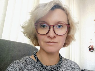 Лариса Василівна Достав