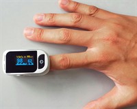 вимірювання пульсу пульсоксиметром.jpg