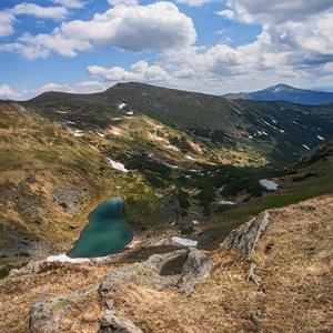 гора та озеро бребенескул.jpeg