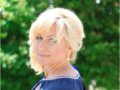 Оксана Іванівна Сухарина