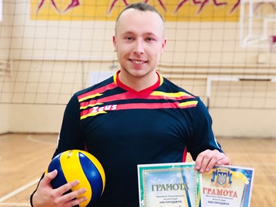 Євгеній Олексадрович Устенко