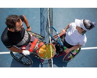 теніс на кріслах.jpg